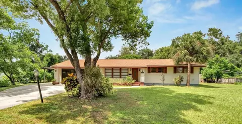 106 E Morgan St, Brandon, FL 33510