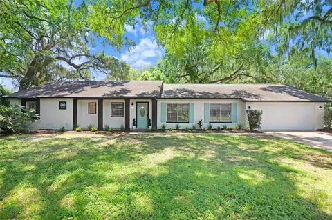 401 N Bryan Cir, Brandon, FL 33511
