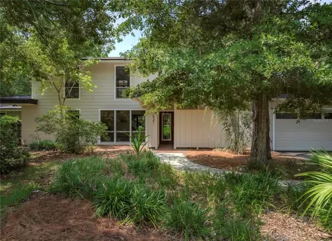 1921 Saddle Hill Rd N, Dunedin, FL 34698