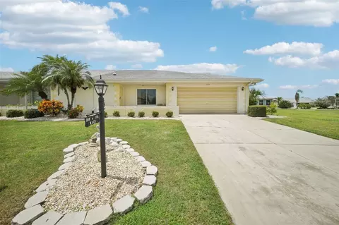 1214 Bluewater Dr, Sun City Center, FL 33573
