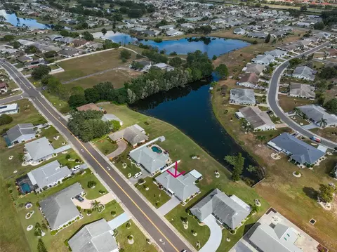 1115 El Rancho Dr, Sun City Center, FL 33573