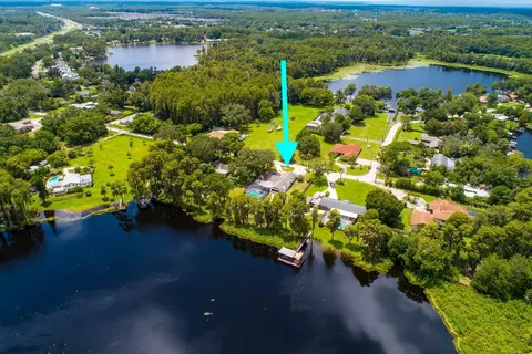 19219 Blount Rd, Lutz, FL 33558