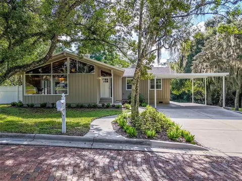 14348 22nd St, Dade City, FL 33523