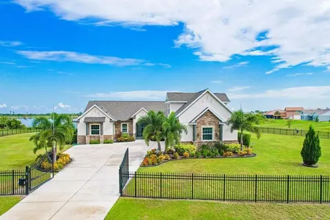 3307 Gulf City Rd, Ruskin, FL 33570