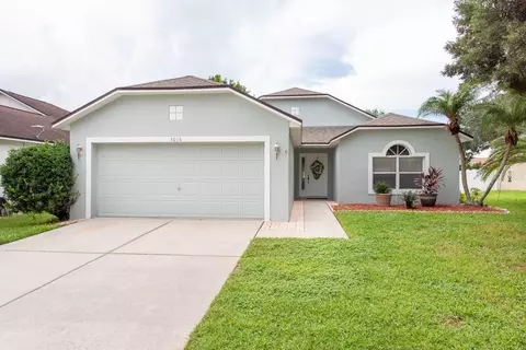 3016 Castle Rock Cir, Land O Lakes, FL 34639