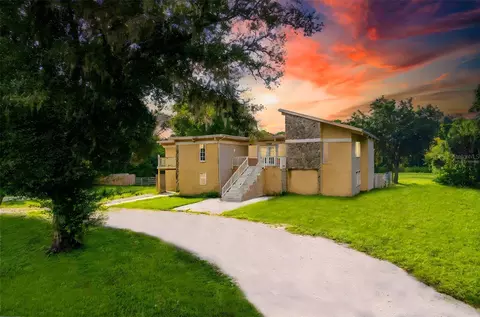 1708 Surrey Trl, Wimauma, FL 33598
