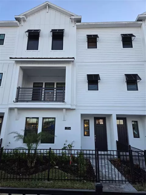 7412 Newham Ln, Sarasota, FL 34240