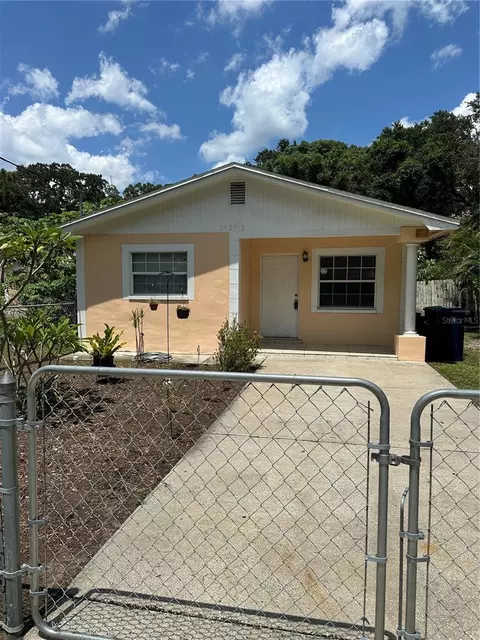 2525 W Curtis St #1/2, Tampa, FL 33614