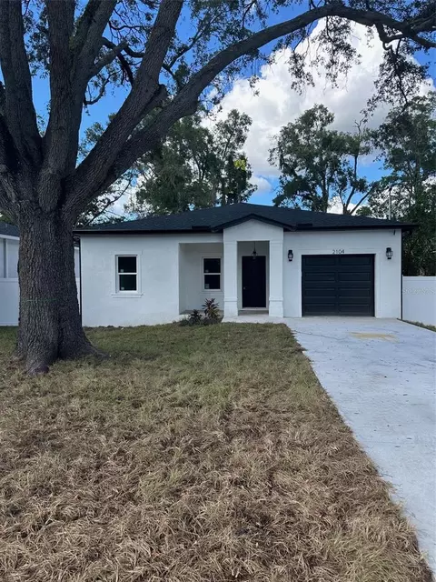 2104 E North Bay St, Tampa, FL 33610