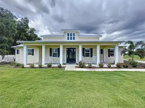 13520 Grand Blossom Ct, Dover, FL 33527