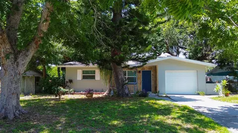 2965 Karen Ave, Largo, FL 33774