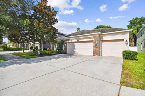 1410 Misty Valley Dr, Brandon, FL 33510