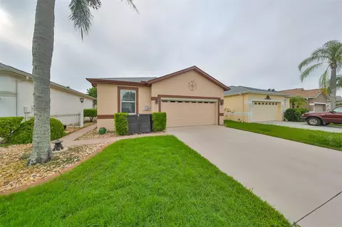 8136 Ambersweet Pl, Land O Lakes, FL 34637