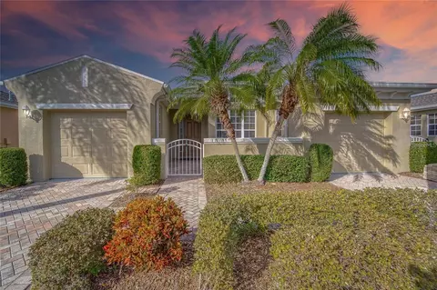 2423 Kensington Greens Dr #85, Sun City Center, FL 33573