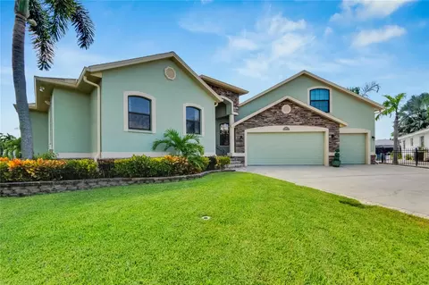 926 Golf Island Dr, Apollo Beach, FL 33572
