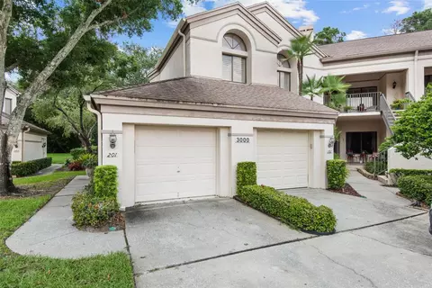 3000 Red Oak Ct #201, Palm Harbor, FL 34684