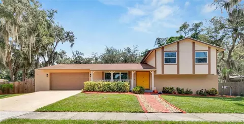510 Sandy Creek Dr, Brandon, FL 33511
