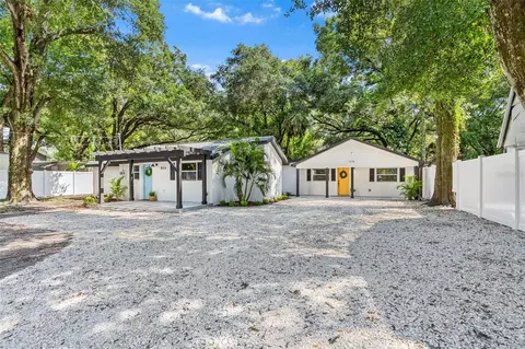 1517 E Giddens Ave #1/2, Tampa, FL 33610