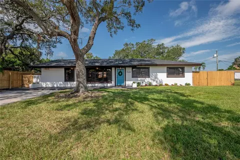 1720 S Jefferson Ave, Largo, FL 33770
