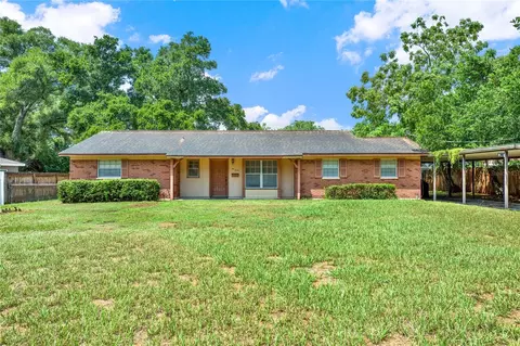 1012 N Taylor Rd, Brandon, FL 33510