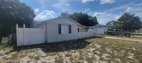 8804 Saint Regis Ln, Port Richey, FL 34668