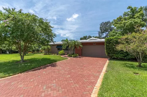 7548 Barry Ct, Seminole, FL 33772