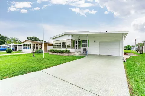 37308 Beverly Ave, Zephyrhills, FL 33542