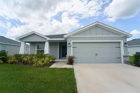 1122 Second Dr, Eagle Lake, FL 33839