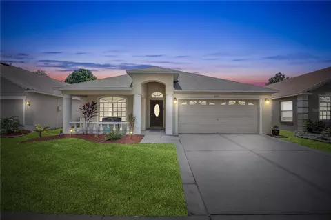 8557 Canterbury Lake Blvd, Tampa, FL 33619