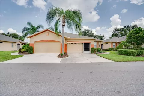 2041 Acadia Greens Dr, Sun City Center, FL 33573