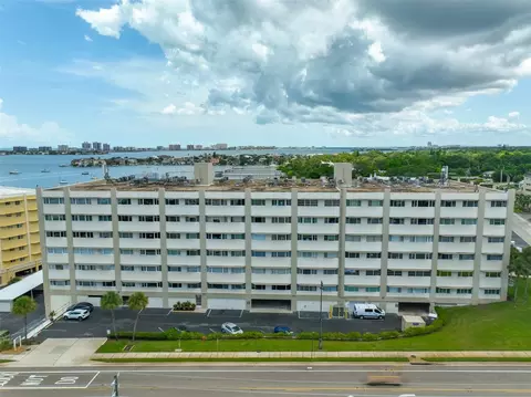 100 Bluff View Dr #303A, Belleair Bluffs, FL 33770