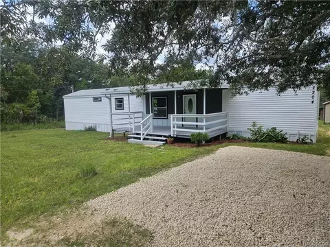 2204 S Rock Crusher Rd, Homosassa, FL 34448