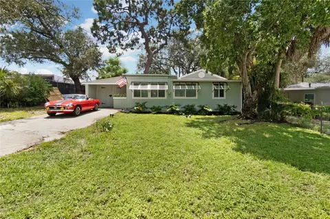 203 Anclote Rd, Tarpon Springs, FL 34689