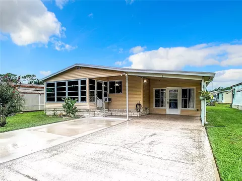 35801 Verda Dr, Zephyrhills, FL 33541
