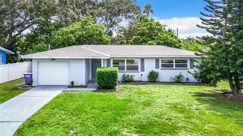 1425 S Betty Ln, Clearwater, FL 33756