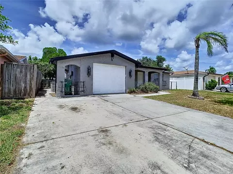 1747 Font Ln, Holiday, FL 34691