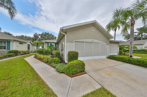 2131 Acadia Greens Dr, Sun City Center, FL 33573