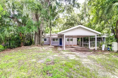 645 George St S, Tarpon Springs, FL 34688