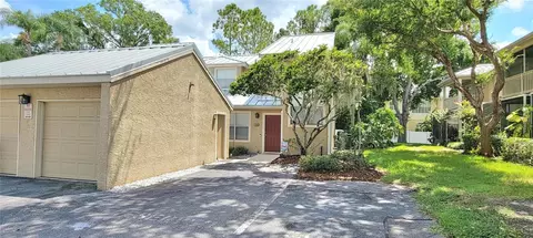 3416 Waterbridge Dr, Tampa, FL 33618