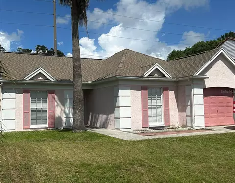2106 Redleaf Dr, Brandon, FL 33510