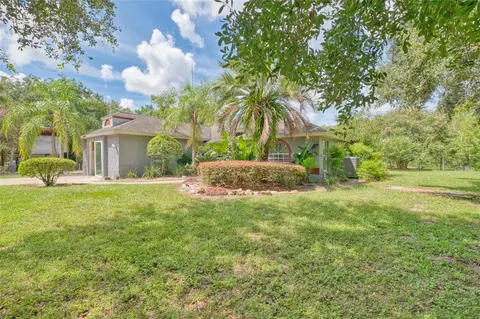 36751 Leslye Ln, Eustis, FL 32736