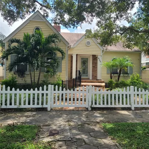 930 16th Ave N, Saint Petersburg, FL 33704