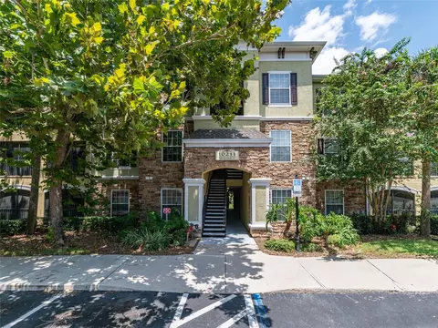 10211 Courtney Palms #103, Tampa, FL 33619