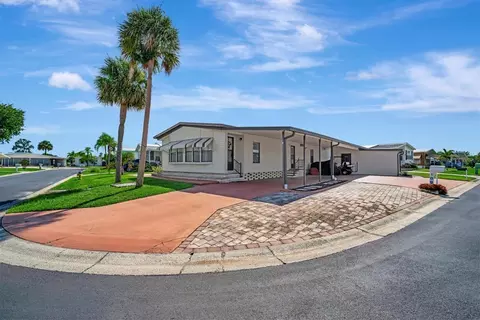 109 N Saint Thomas Cir, Apollo Beach, FL 33572