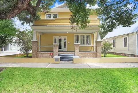 1901 E Columbus Dr, Tampa, FL 33605