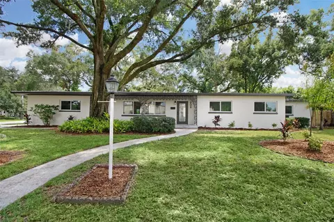 302 Springdale Pl, Temple Terrace, FL 33617