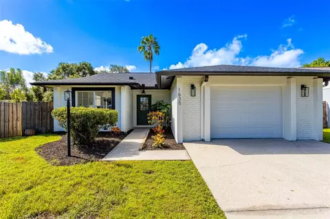 1635 Palm Leaf Dr, Brandon, FL 33510