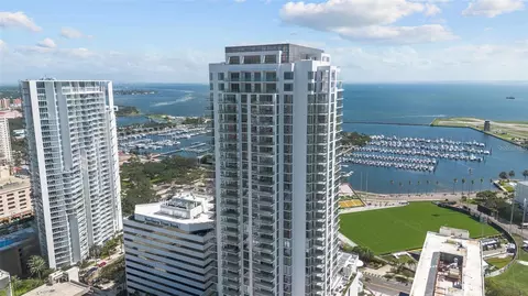 301 1st St S #1401, Saint Petersburg, FL 33701