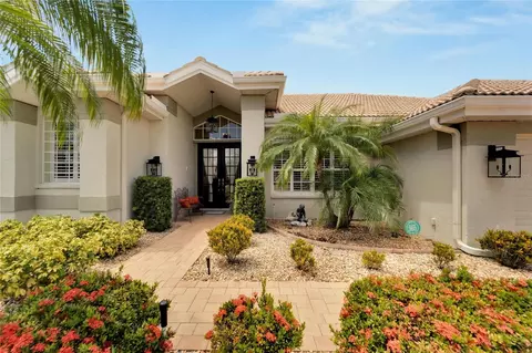 1116 Signature Dr, Sun City Center, FL 33573