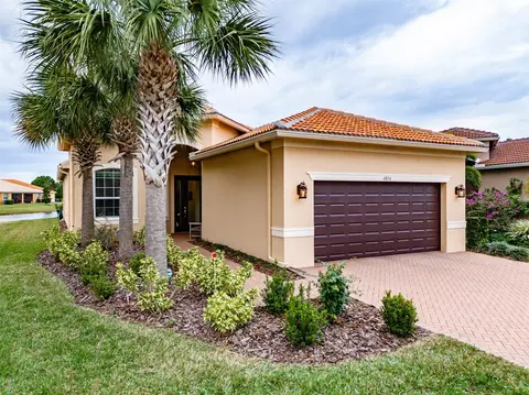 4854 Sandy Glen Way, Wimauma, FL 33598